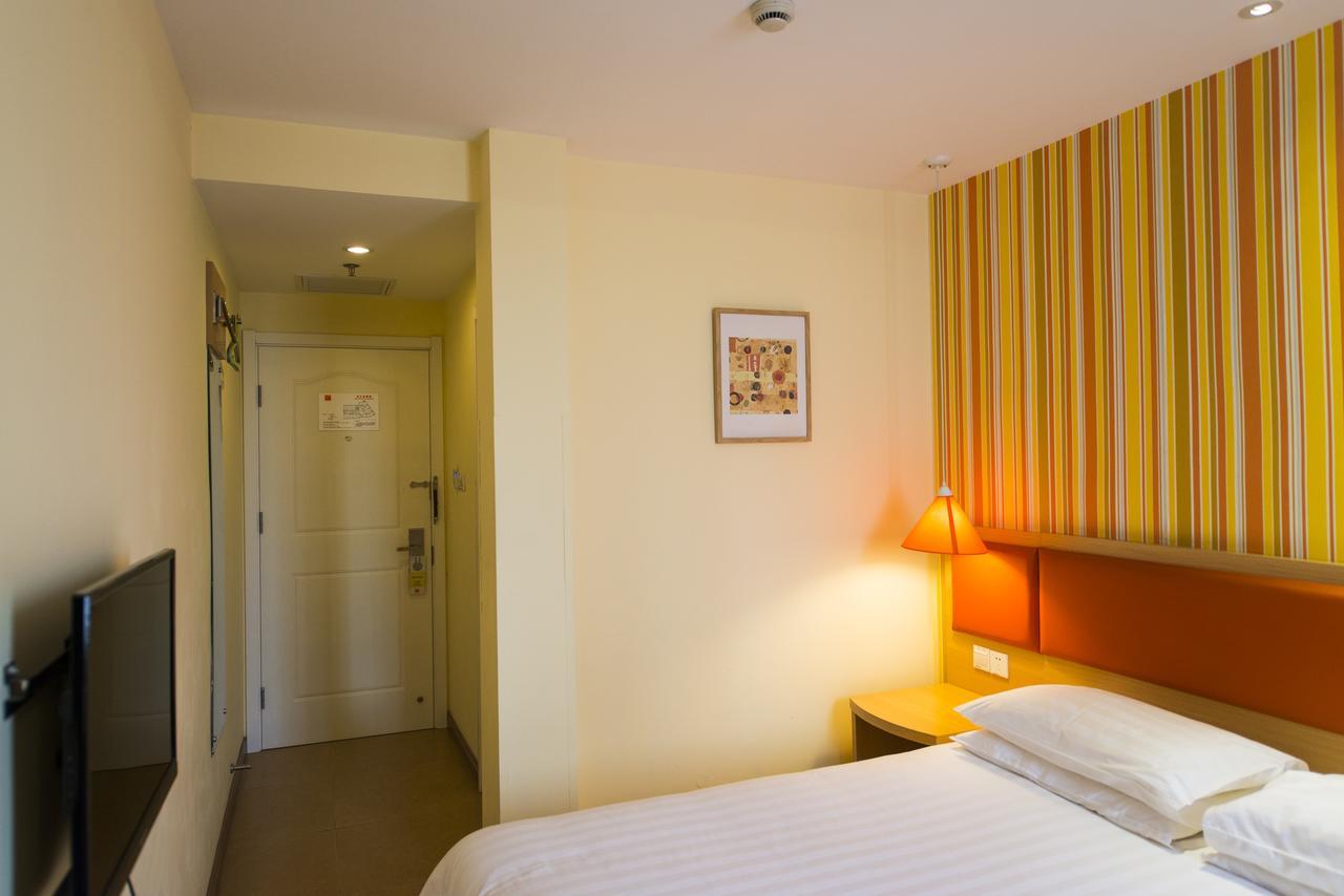 Home Inn Shanghai Pudong Nanpu Bridge Tangqiao Commercial Square Exterior photo